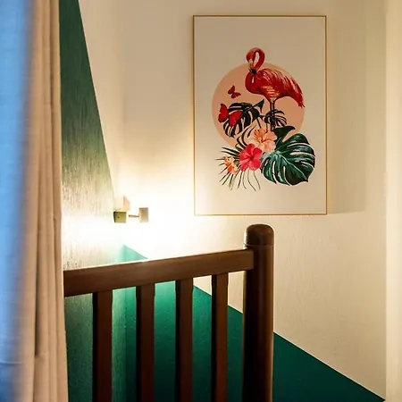 Duplex Sur Cour, Rue Caponiere Daire