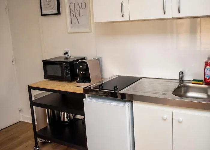 Duplex Sur Cour, Rue Caponiere Apartament